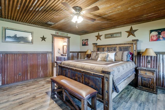 6550 Harkins Court, Tolar, TX 76476