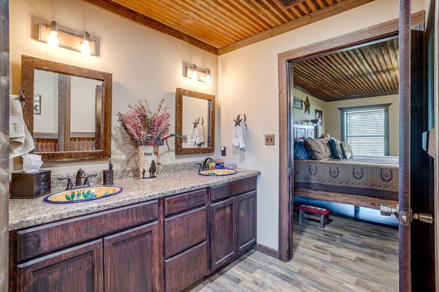 6550 Harkins Court, Tolar, TX 76476