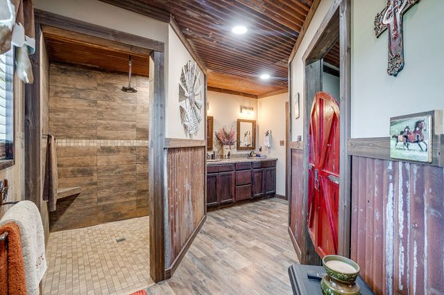 6550 Harkins Court, Tolar, TX 76476