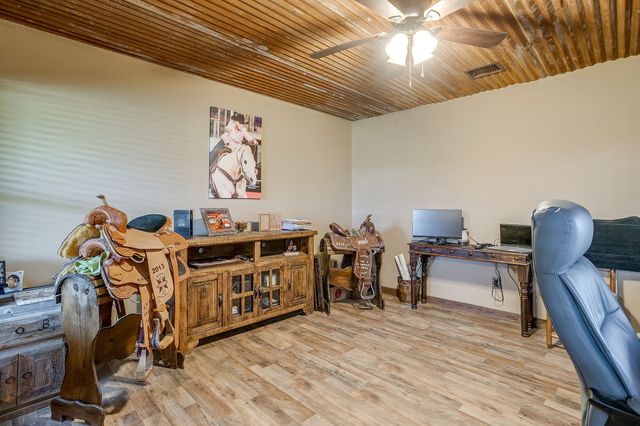 6550 Harkins Court, Tolar, TX 76476