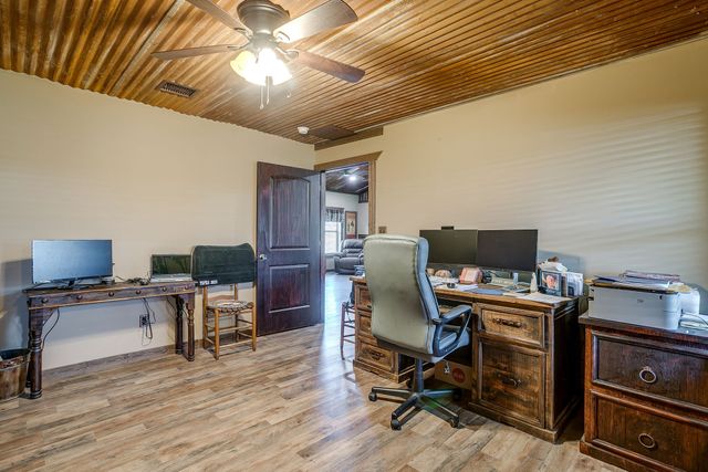 6550 Harkins Court, Tolar, TX 76476