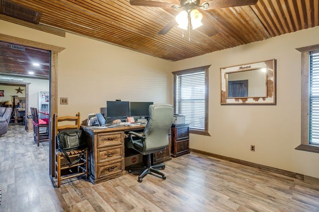 6550 Harkins Court, Tolar, TX 76476