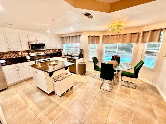 10943 Noblewood, Moreno Valley, CA 92557