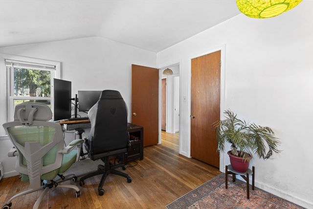 4 Crestwood Rd, Paxton, MA 01612