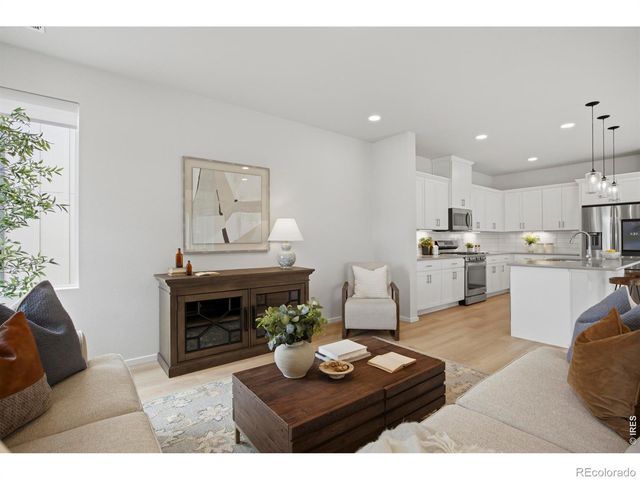 5230 Rendezvous Parkway, Timnath, CO 80547