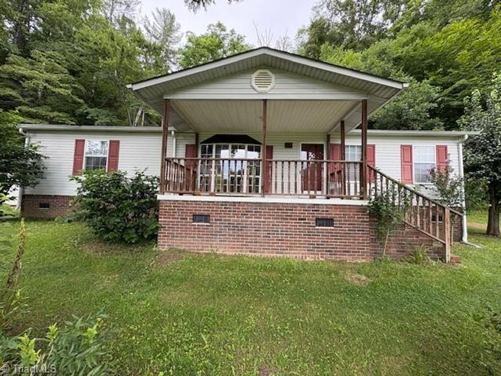 884 N Old NC Highway 16, Millers Creek, NC 28651