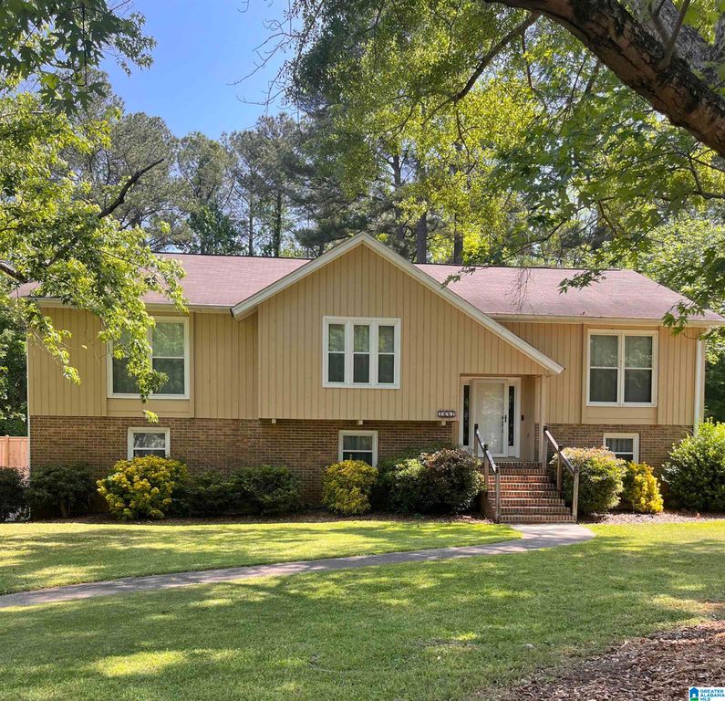 2652 BUCKBOARD ROAD, Birmingham, AL 35244