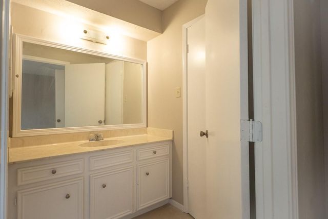 7310 Westbranch Drive, Houston, TX 77072