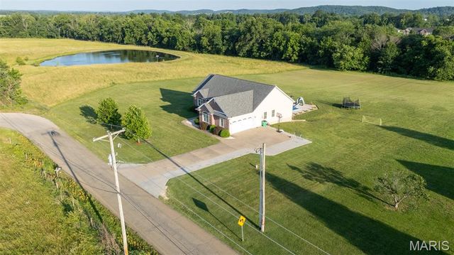 5230 Westmeyer Road, Farmington, MO 63640