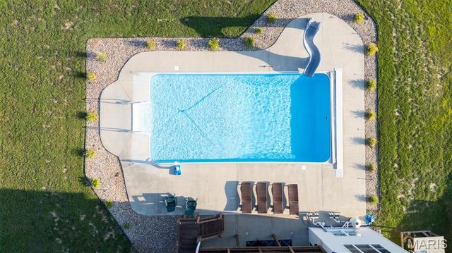 5230 Westmeyer Road, Farmington, MO 63640