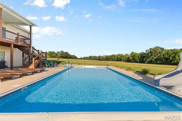 5230 Westmeyer Road, Farmington, MO 63640