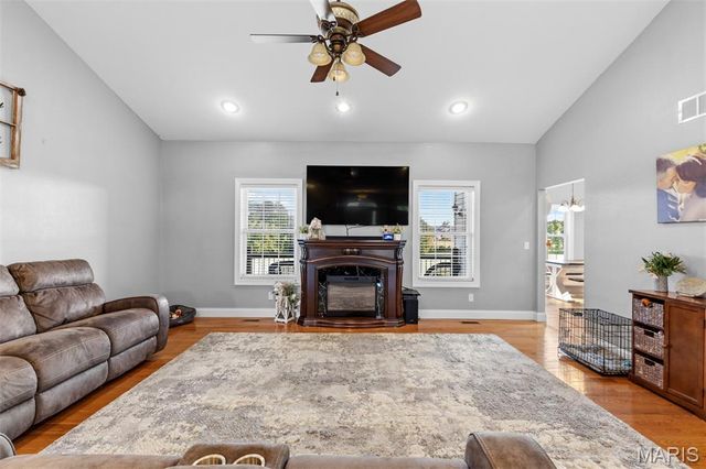 5230 Westmeyer Road, Farmington, MO 63640