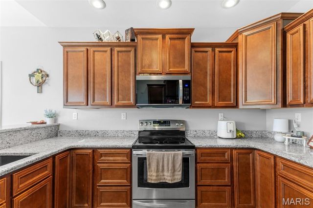 5230 Westmeyer Road, Farmington, MO 63640