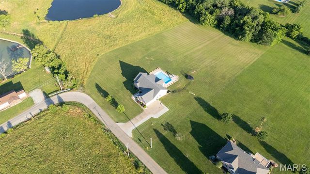 5230 Westmeyer Road, Farmington, MO 63640