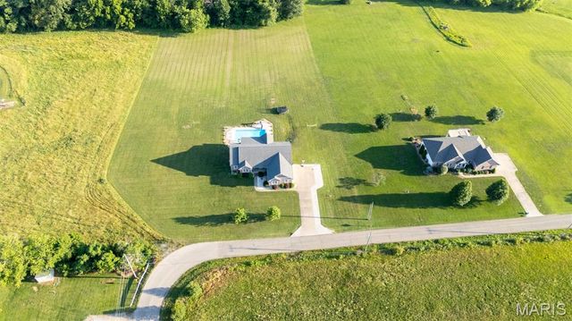 5230 Westmeyer Road, Farmington, MO 63640