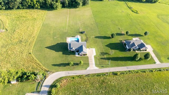 5230 Westmeyer Road, Farmington, MO 63640