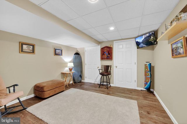 110 PENNSYLVANIA AVE, Sinking Spring, PA 19608