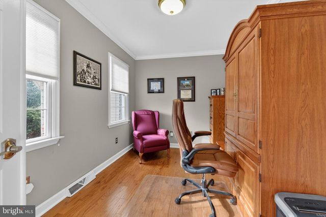 110 PENNSYLVANIA AVE, Sinking Spring, PA 19608