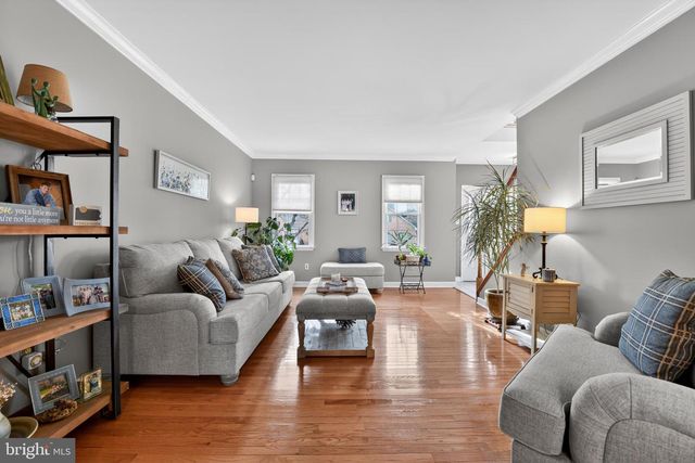 110 PENNSYLVANIA AVE, Sinking Spring, PA 19608