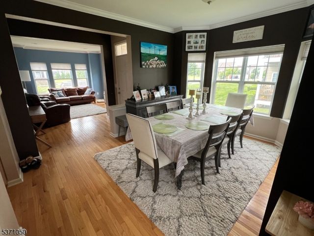 1 Shadowlawn Dr, Franklin Twp., NJ 08873