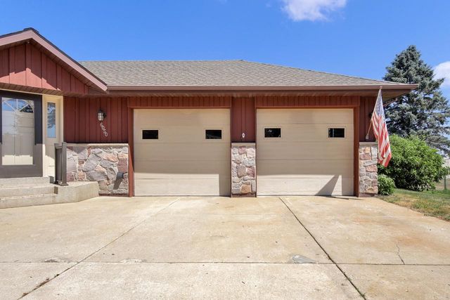 6050 Mill STREET, Burlington, WI 53105