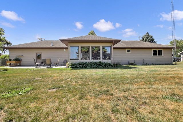 6050 Mill STREET, Burlington, WI 53105