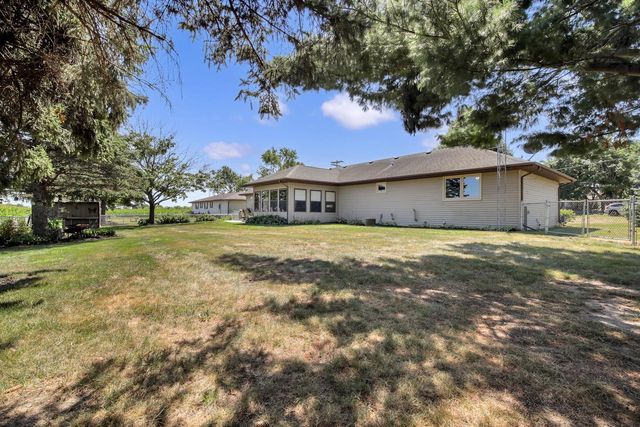 6050 Mill STREET, Burlington, WI 53105