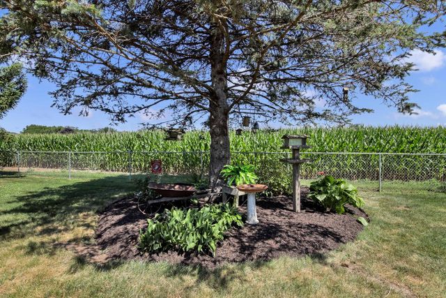 6050 Mill STREET, Burlington, WI 53105