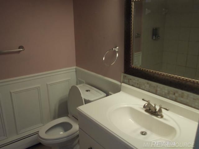 761 W Maple Road, Clawson, MI 48017
