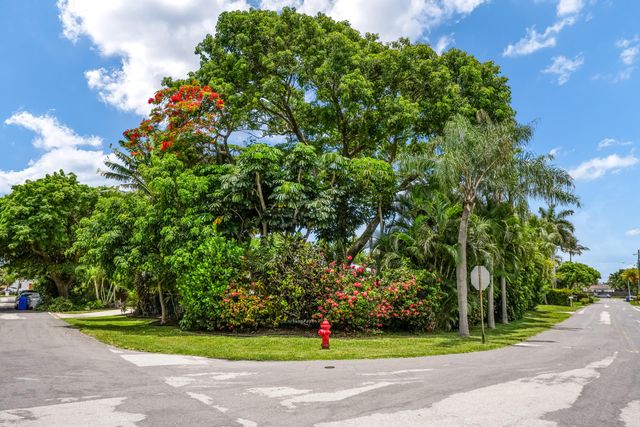 2400 N Riverside Drive, Pompano Beach, FL 33062