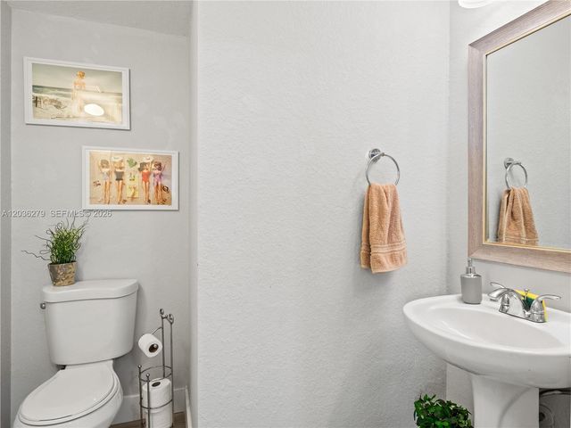 8128 NW 108th Court 8128, Doral, FL 33178