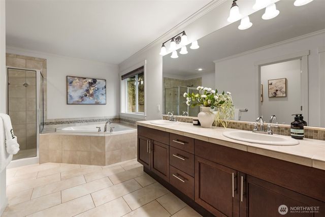 23671 NE 15th Place, Sammamish, WA 98074