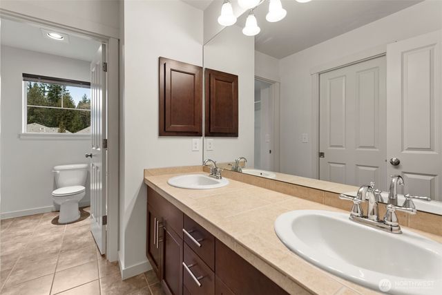 23671 NE 15th Place, Sammamish, WA 98074