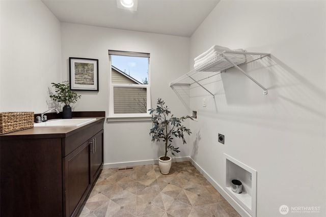 23671 NE 15th Place, Sammamish, WA 98074