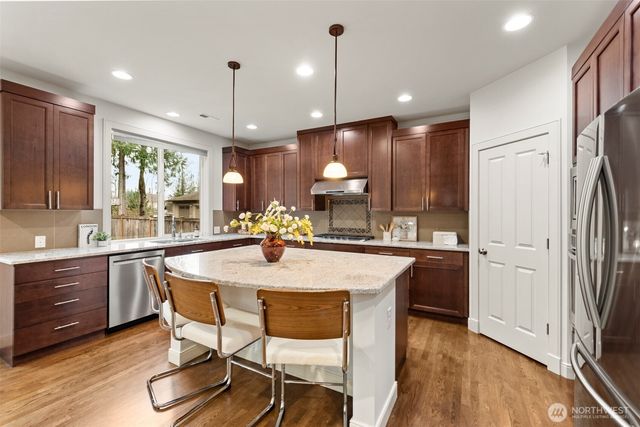 23671 NE 15th Place, Sammamish, WA 98074