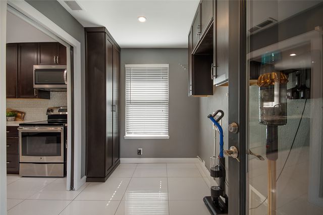 2144 Springhill Drive, Dallas, TX 75228