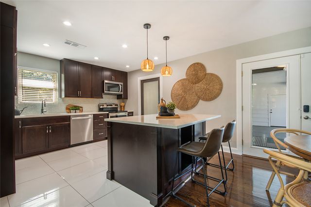 2144 Springhill Drive, Dallas, TX 75228