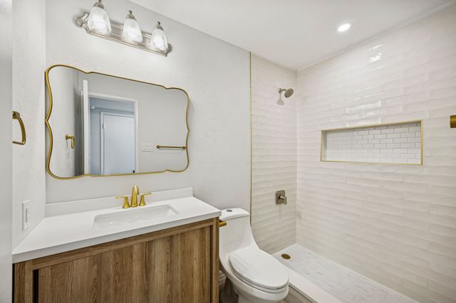 4208 Blackwillow Drive, Mesquite, TX 75150