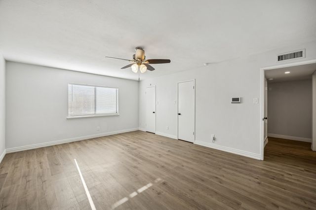 4208 Blackwillow Drive, Mesquite, TX 75150