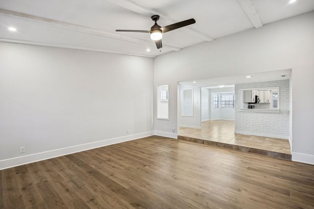 4208 Blackwillow Drive, Mesquite, TX 75150