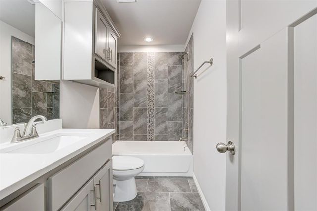 9113 Yassir Boulevard, Yukon, OK 73099