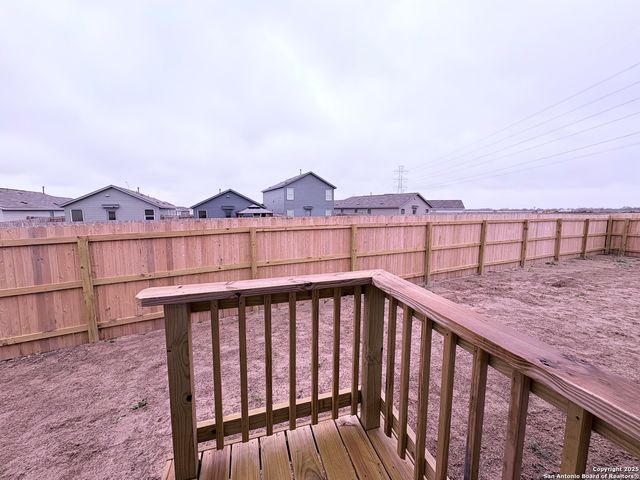 5705 Mangas Cir, Seguin, TX 78155