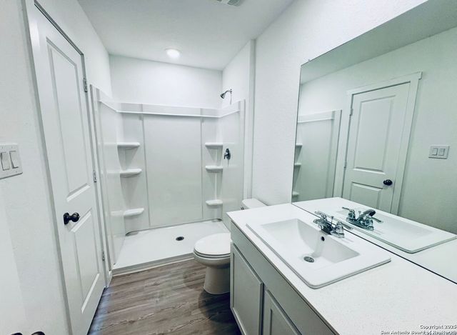 5705 Mangas Cir, Seguin, TX 78155