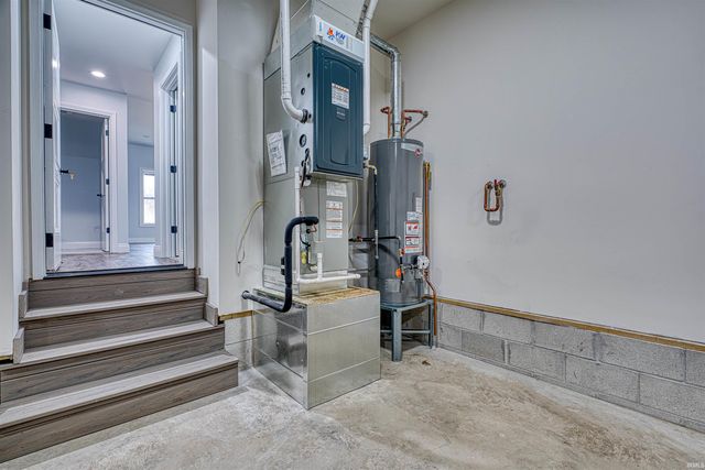 3569 Sand Drive, Newburgh, IN 47630