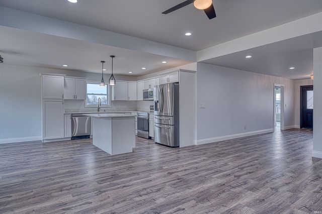 3569 Sand Drive, Newburgh, IN 47630