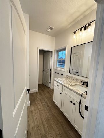 162 Edgewood Avenue, Hopewell Twp, PA 15001