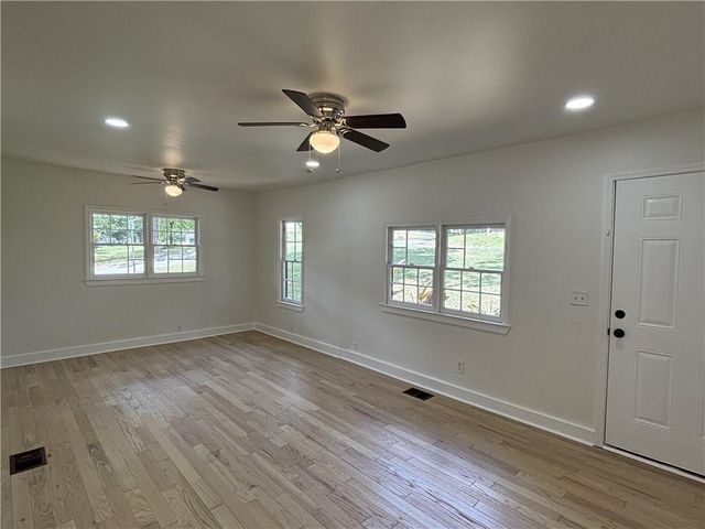2469 Glynn Drive SE, Atlanta, GA 30316