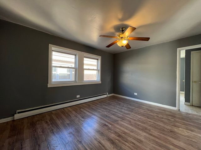 5305 S 72nd Court 4, Summit, IL 60501