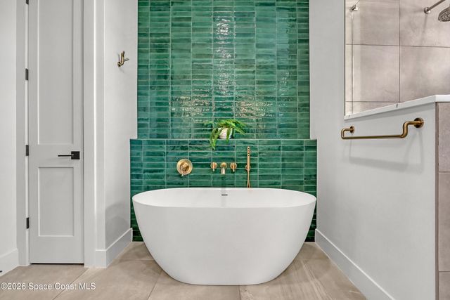 224 Woody Circle, Melbourne Beach, FL 32951