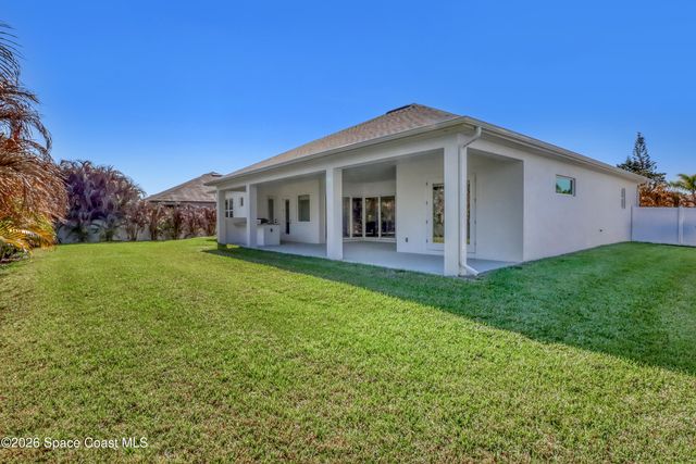 224 Woody Circle, Melbourne Beach, FL 32951